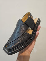 T gear black Dotted